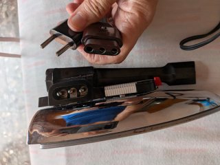 Plancha de viaje marca "Solac" plegable