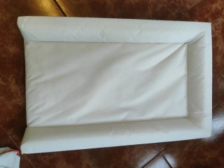 Cambiador GULLIVER IKEA + colchoneta + fundas