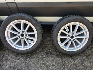 Llantas de aleación plateadas bmw  serie 318