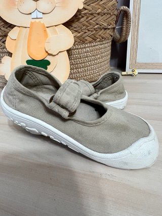Merceditas Victoria Lona Talla 23