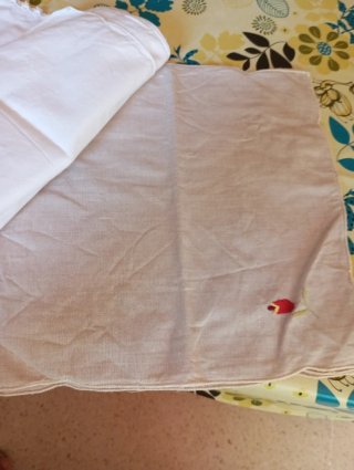 Lote 10 servilletas bordadas flor rosa
