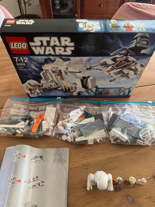 LEGO Star Wars 8089 – Hoth Wampa Cave