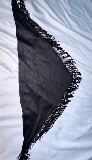 Pañuelo Flamenco Negro con Flecos