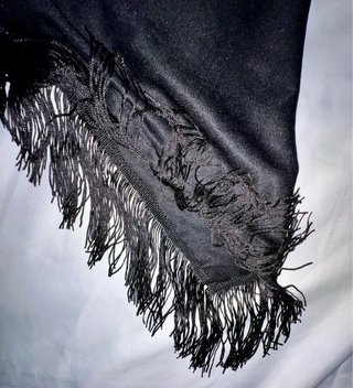 Pañuelo Flamenco Negro con Flecos