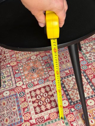 Mesa auxiliar metálica Zara Home