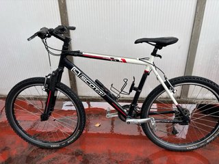 2 Bicicletas de montaña