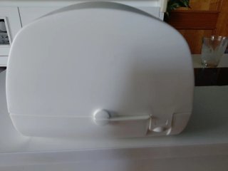 Panera Tupperware Negra y Blanca