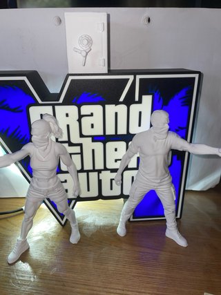 Lampada GTA 6 con miniature