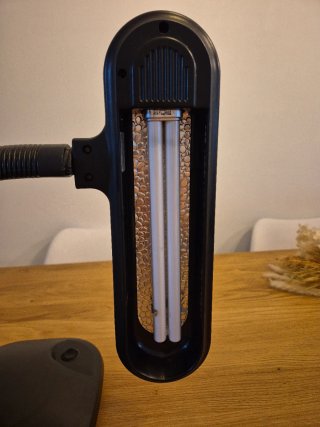 Flexo de escritorio negro