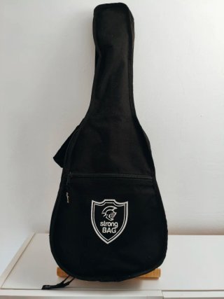 Guitarra Clásica 1/4 con Funda