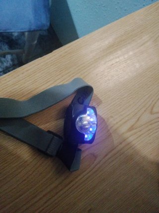 Linterna frontal para pesca