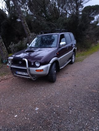 Nissan Terrano II 1998