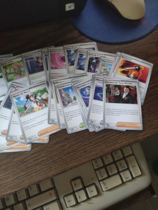Lote Cartas Pokémon Entrenador y Objeto
