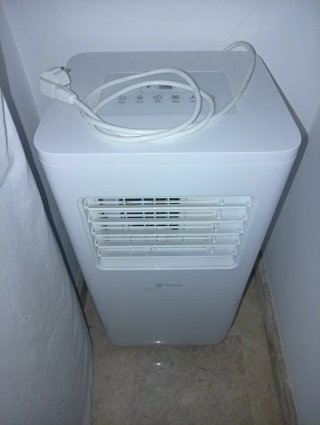 Aire Acondicionado Portátil 2200 Frigorías