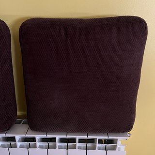 2 cojines marrones
