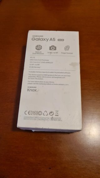 Samsung Galaxy A5 2017 SM-A520F con funda original