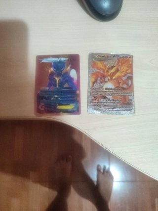 Carta Pokémon Charizard VMAX G-MAX