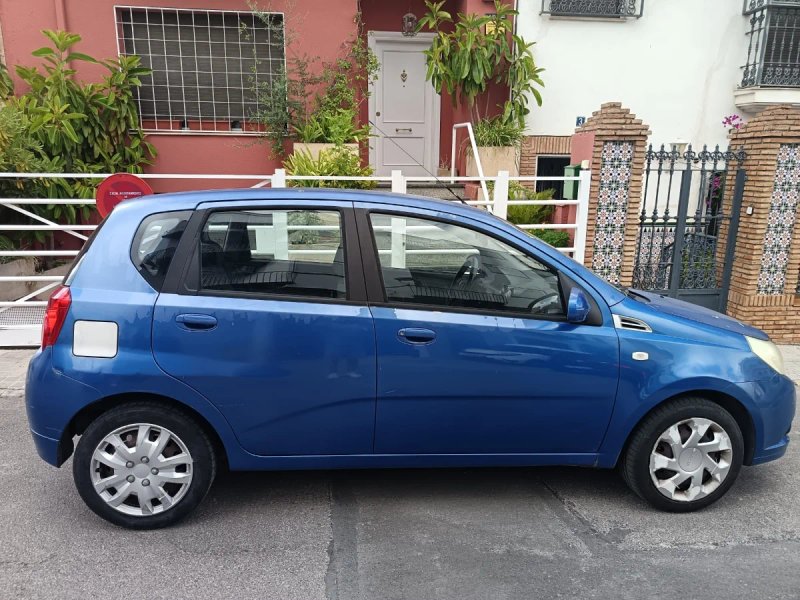 Chevrolet Aveo 2009 - foto 1
