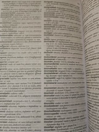 Diccionario de latín editorial vox