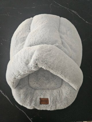 Cama para gato suave gris