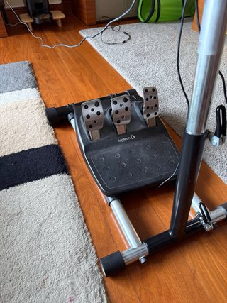 Volante Logitech PSP con soporte plegable