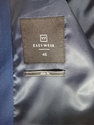 Traje juvenil azul  Talla M