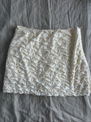 Minifalda Pull&Bear volantes