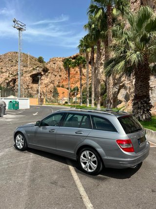 Mercedes-Benz Clase C 220 ranchera