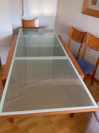 Mesa extensible cristal y 6 sillas