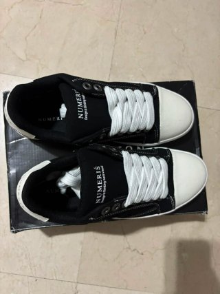 Zapatillas Hacco Negras y Blancas