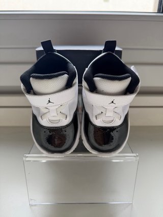 Jordan Stay Loyal 3 Bebé Negro/Blanco