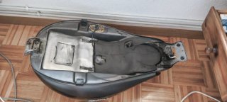 Depósito Hyosung GV 650 con aforador