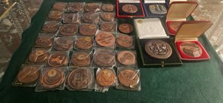 34 Medallas Conmemorativas Barcelona Colección
