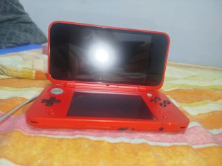 Nintendo 2DS Edición Pokeball