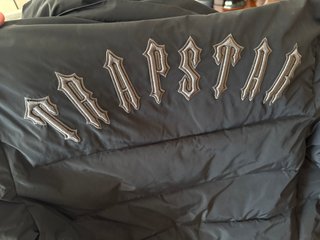 Chaqueta Trapstar acolchada negra logo