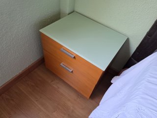 Cómoda y mesitas de noche
