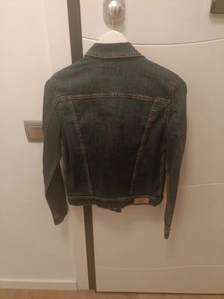 Lote 2 cazadoras vaqueras Mango y Pull and Bear