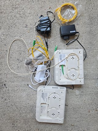 Lote 2 Routers Vodafone Sercomm FG824CD