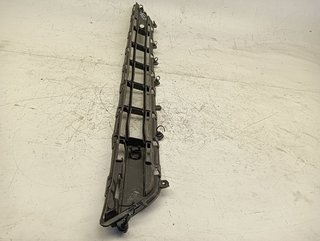 MOLDURA PARAGOLPE DELANTERA VOLVO XC40 D4204T12 3