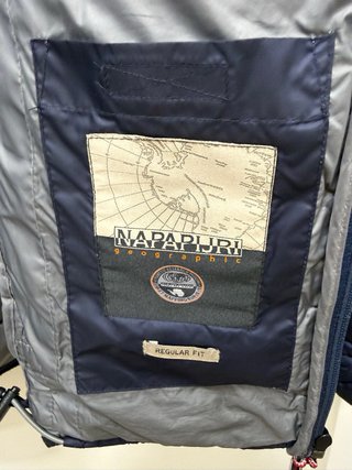 Chaqueta Napapijri Aerons Azul con Capucha