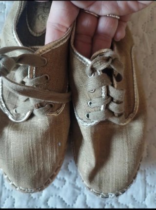 Zapatos de esparto mujer dorados