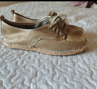 Zapatos de esparto mujer dorados