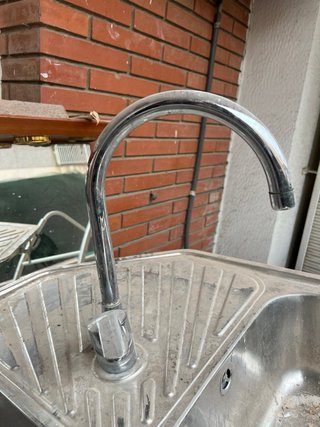 Fregadero doble cocina con grifo