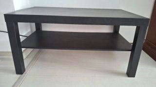 Mesa de salón moderna