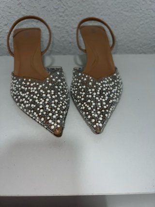 Zapatos de tacón kitten con perlas