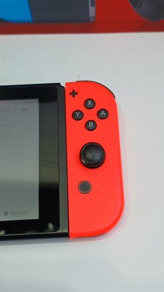 Nintendo Switch con caja y accesorios