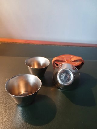 Juego de copas de Estribo.