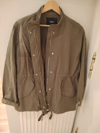 Chaqueta Mango verde talla XS