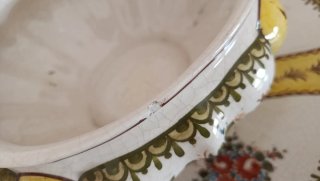 Zuppiera in ceramica decorata