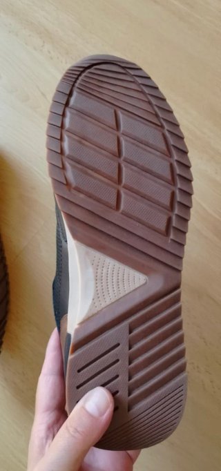 Zapatos casuales hombre negro y marrón